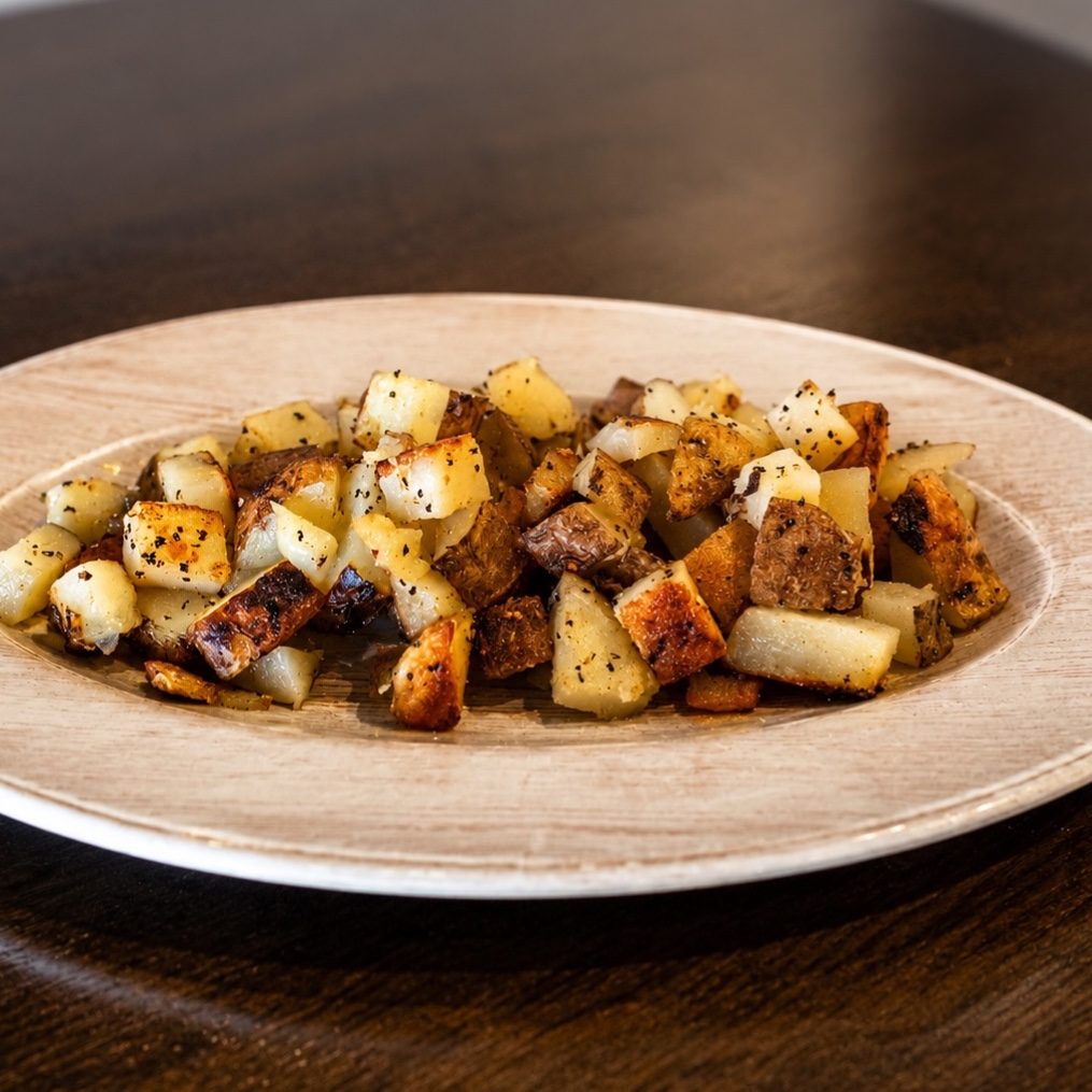 Plain Garlic Potatoes - Side.