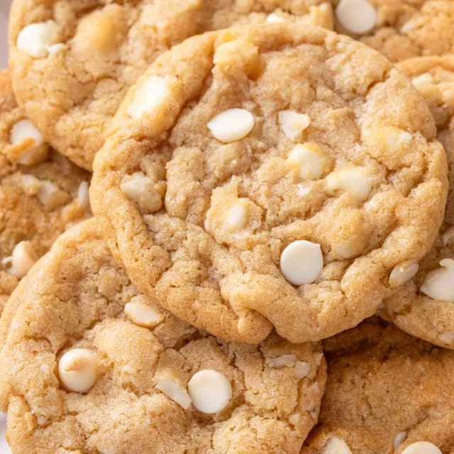 White Chocolate Macadamia Cookie.